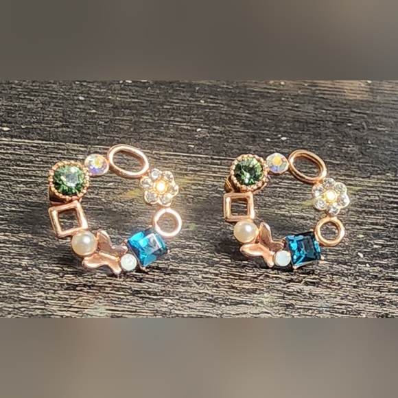 2 pairs of earrings never worn - Picture 5 of 7